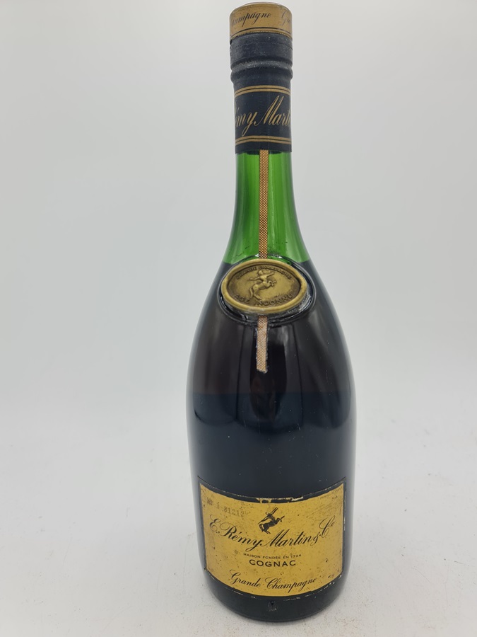 Rmy Martin Cognac Fine Champagne Age Inconnu 40% alc by vol 70cl 'Old release from the 1960s'