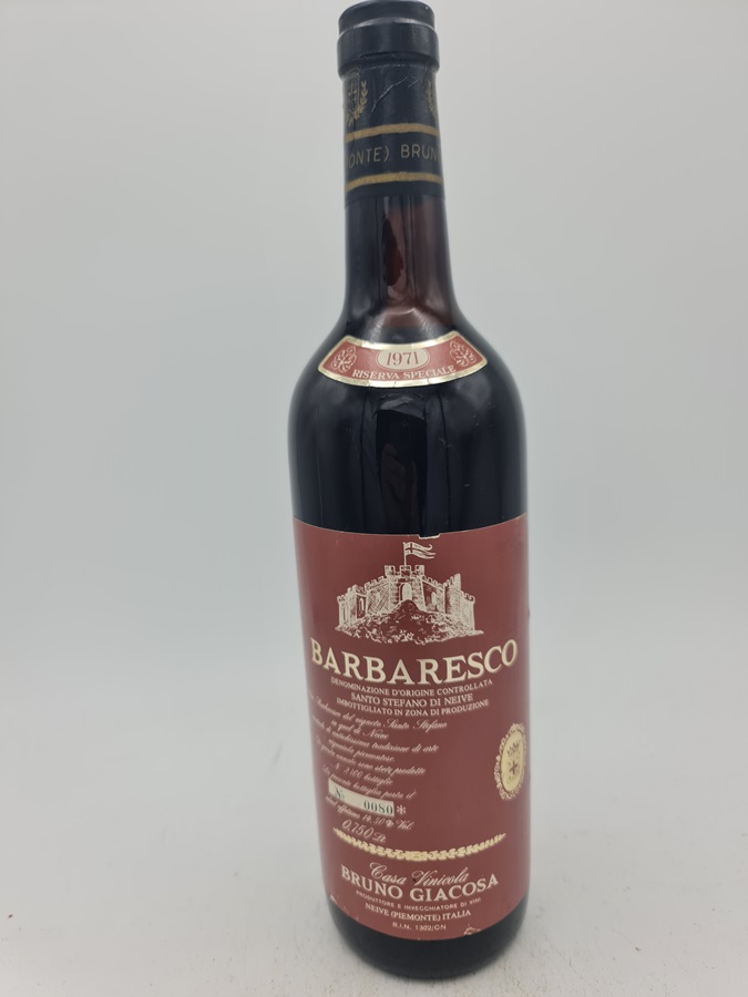 Bruno Giacosa - Barbaresco Riserva Santo Stefano 1971 Bt N0080