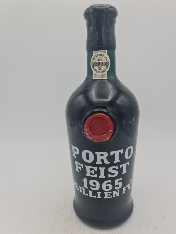 Feist Port 'Vieilli en Ft' Vintage 1965 bottled in 1976 20% alc by vol.